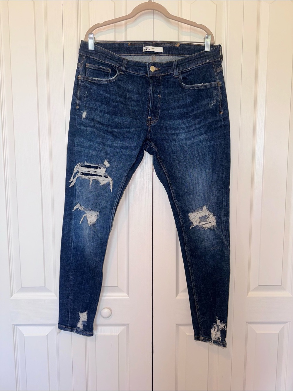 ZARA Blue Denim Jeans with Contrast Stitching